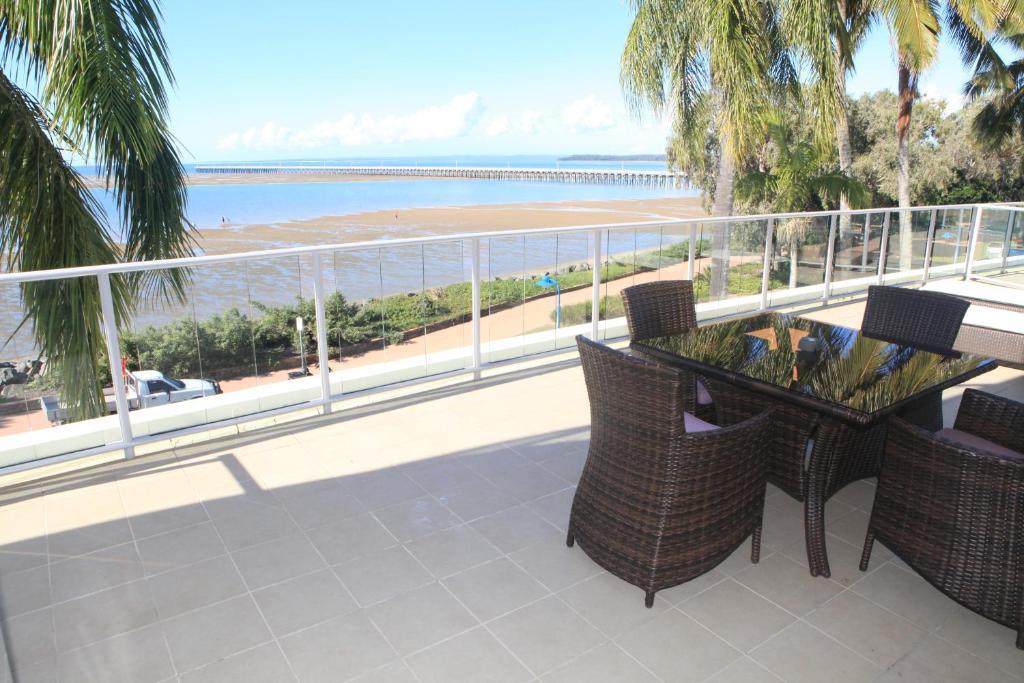 Pier Resort Urangan Bagian luar foto