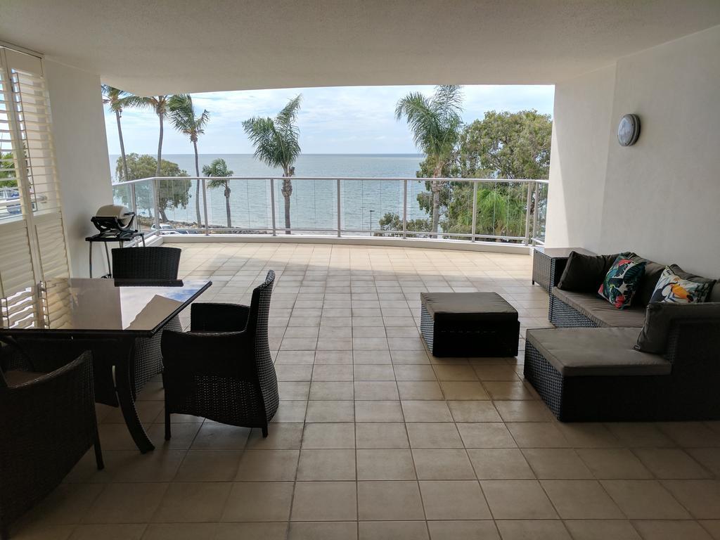 Pier Resort Urangan Bagian luar foto